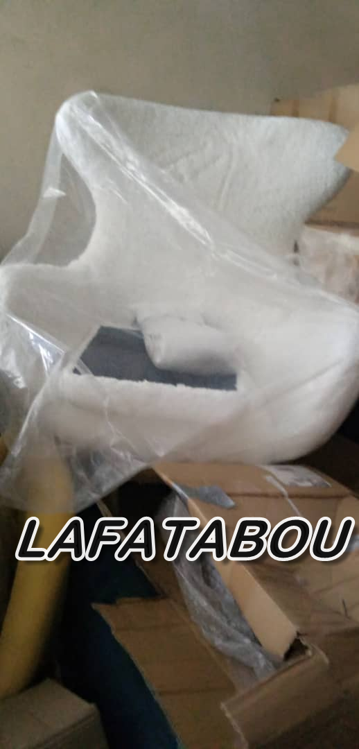 objet décoratif blanc