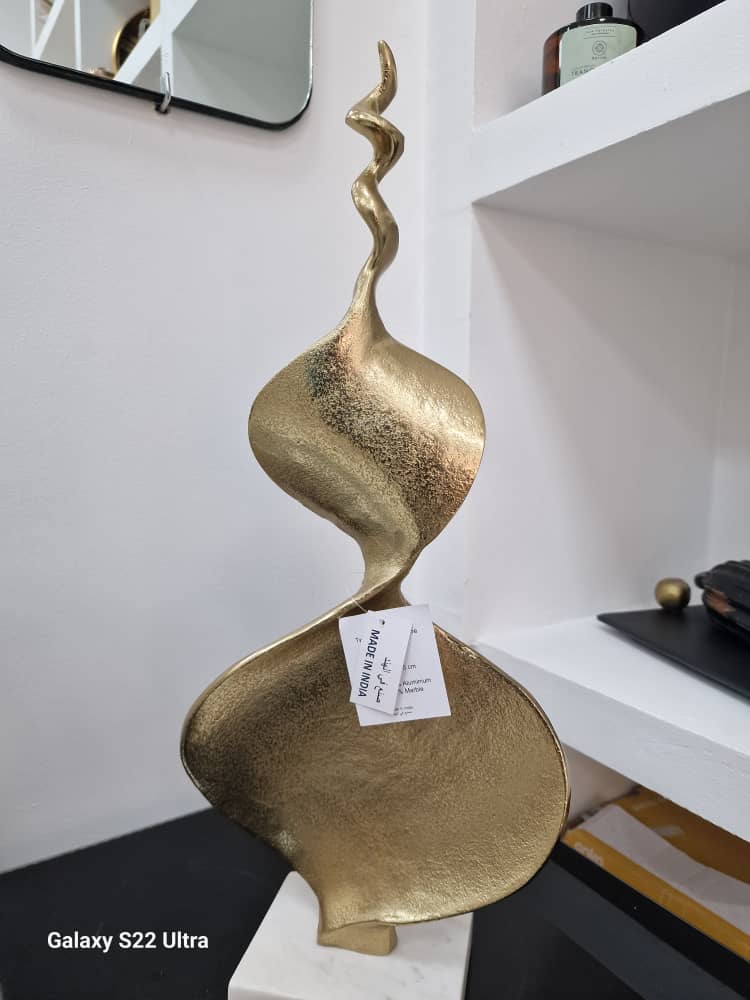  Sculpture torsadée 
