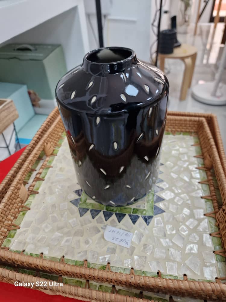 vase dellan 